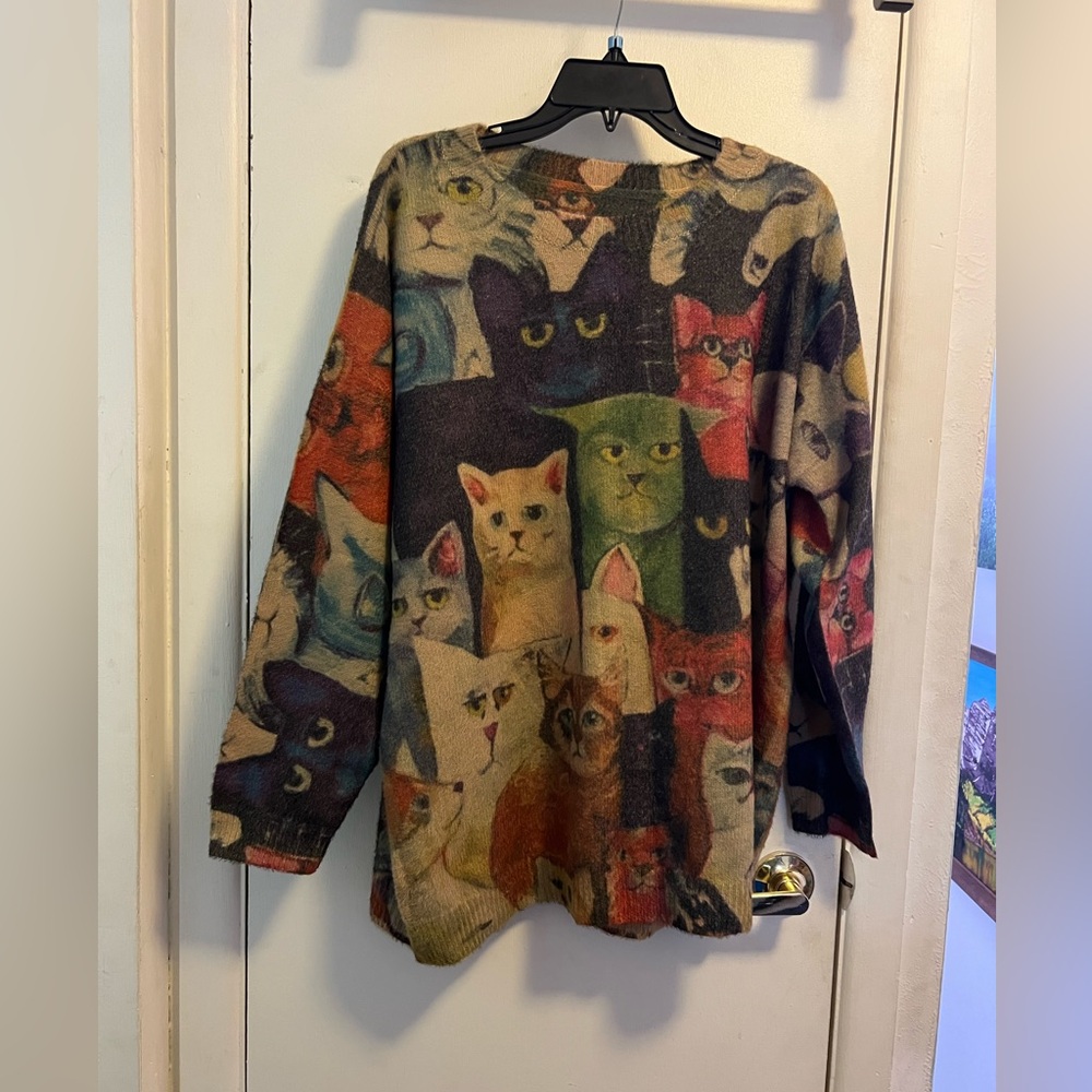 XL cat pattern sweater